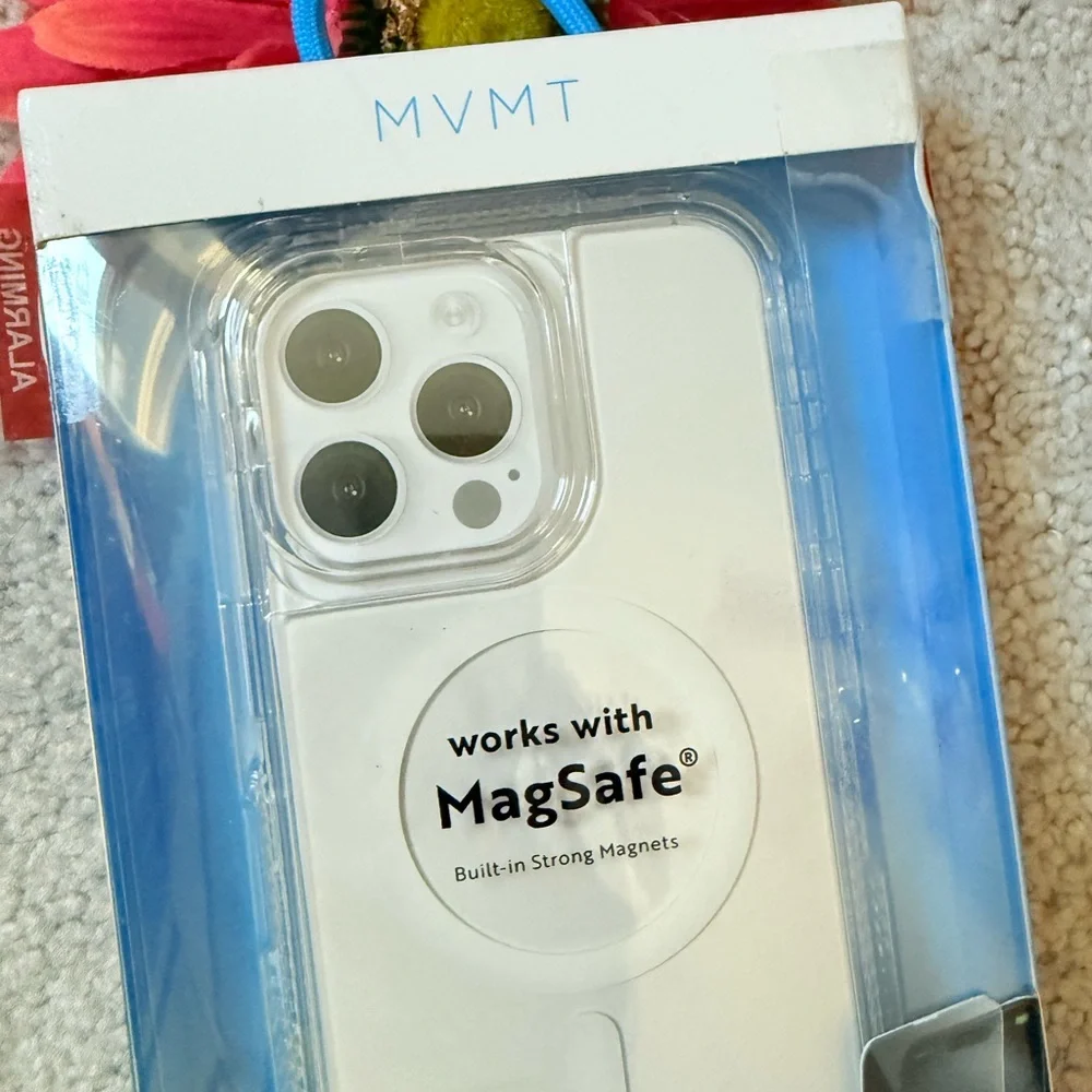 MVMT Extreme Clear Screen Protector for iPhone 15 Pro Max